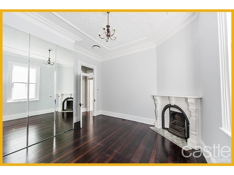 60 Lawson St, Hamilton NSW 2303