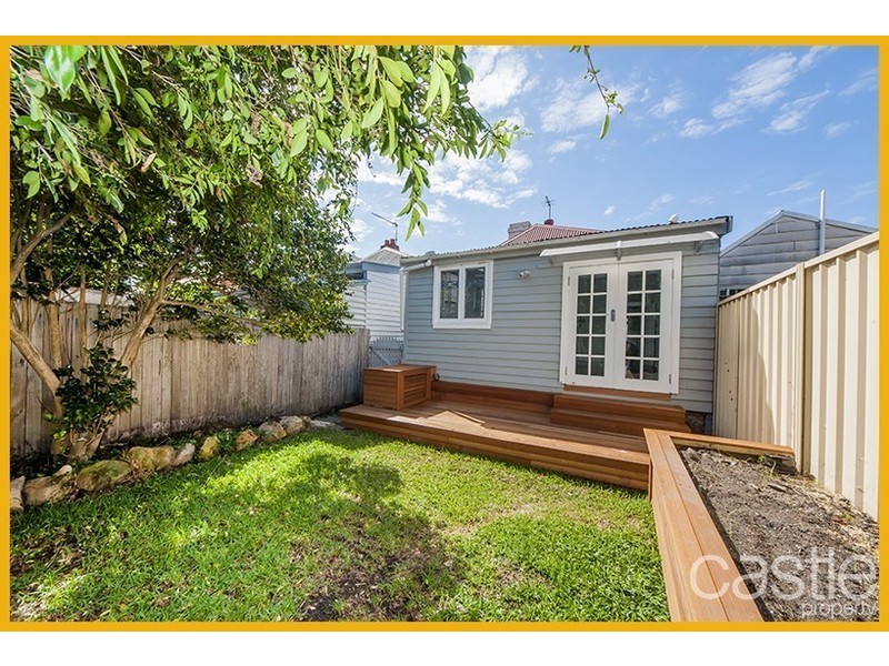 60 Lawson St, Hamilton NSW 2303