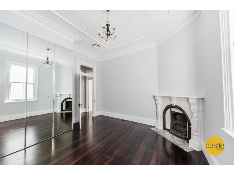 60 Lawson St, Hamilton NSW 2303