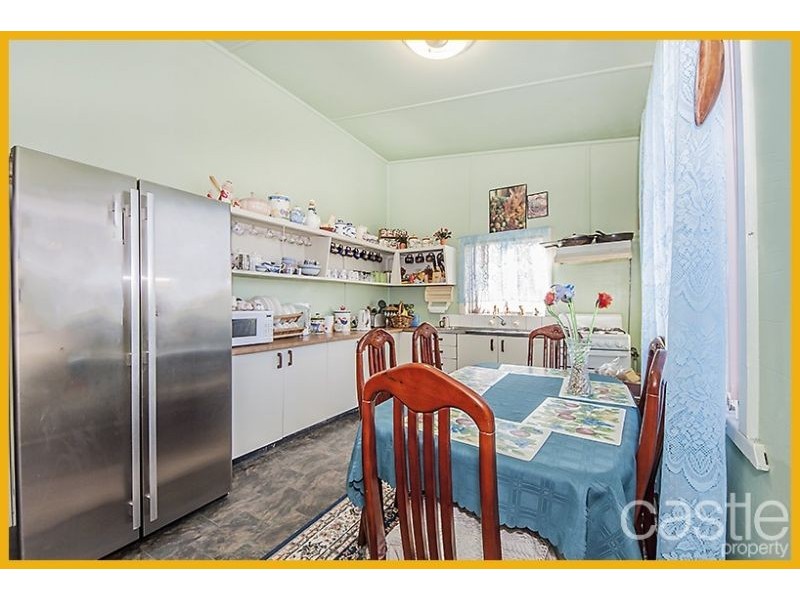 25 Henson Ave, Mayfield East NSW 2304