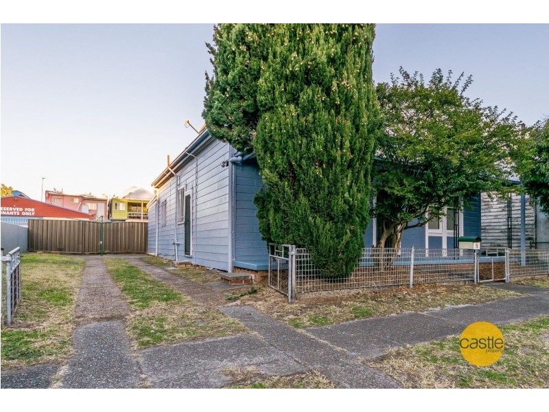15 Bennett Street, Hamilton NSW 2303