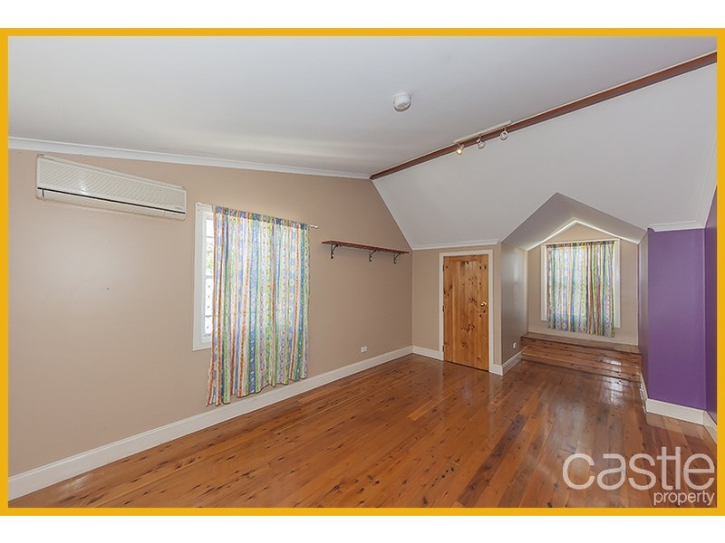 22 Margaret St, Tighes Hill NSW 2297