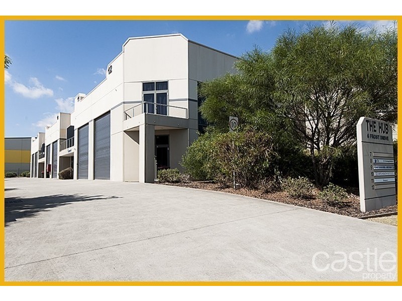 12/6 Frost Dr, Mayfield East NSW 2304