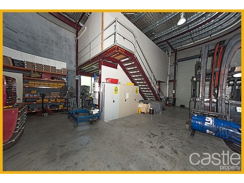 12/6 Frost Dr, Mayfield East NSW 2304