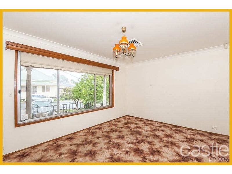 7a Hall St, Adamstown NSW 2289
