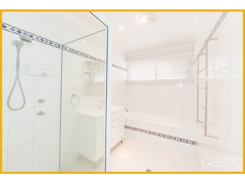 2 CRASTER CL, Rankin Park NSW 2287