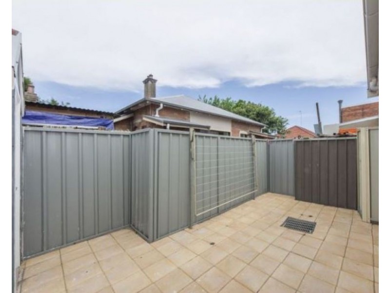 1/139 Beaumont St, Hamilton NSW 2303