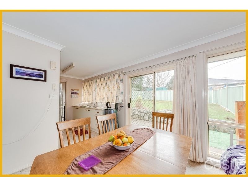 2/58 Bakeri Circuit, Warabrook NSW 2304