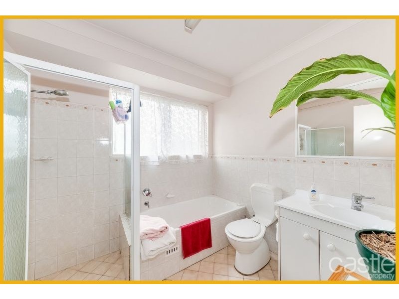 2/58 Bakeri Circuit, Warabrook NSW 2304