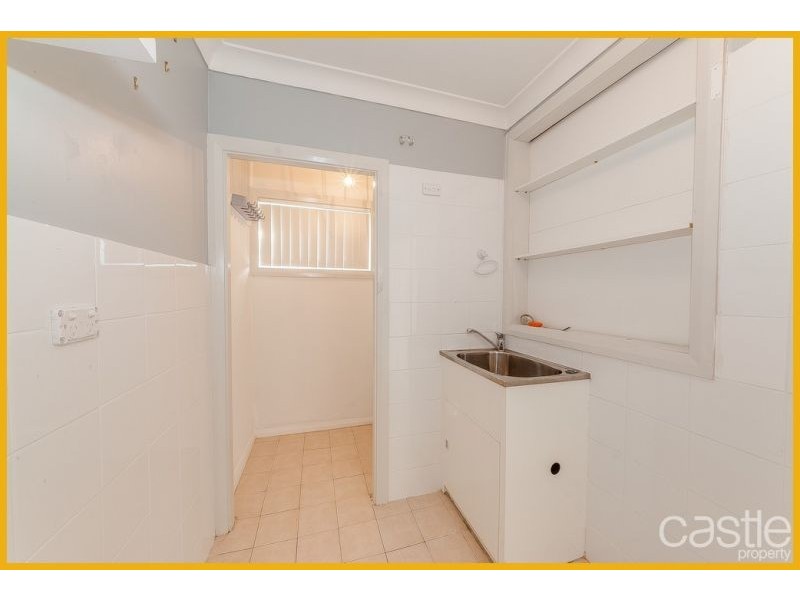 239 Lake Rd, Glendale NSW 2285