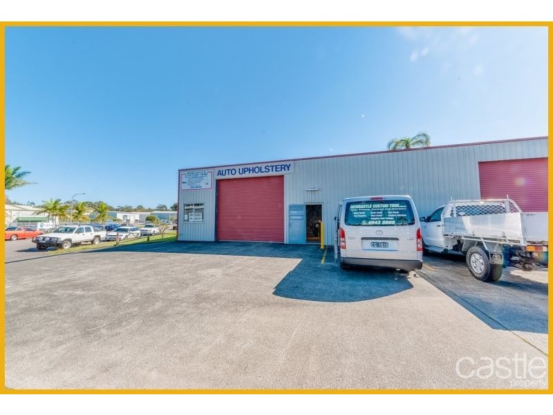 1/2 Metro Court, Gateshead NSW 2290