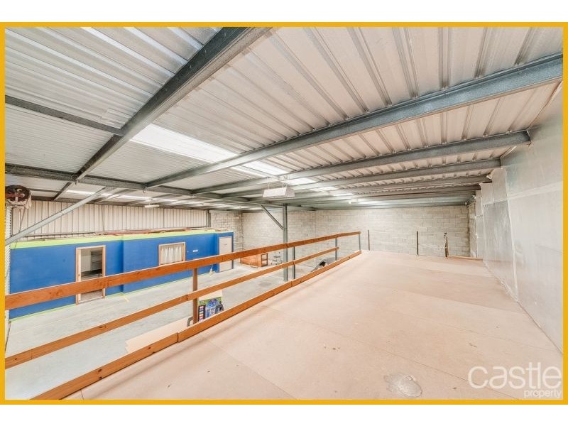 1/2 Metro Court, Gateshead NSW 2290