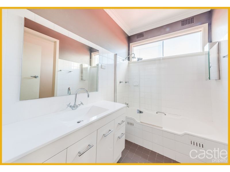 41 Brunker Rd, Broadmeadow NSW 2292