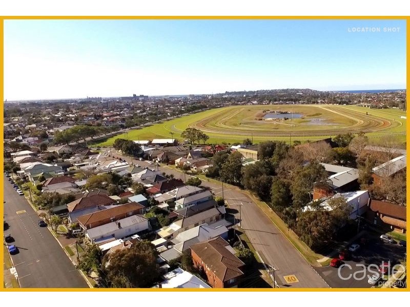 41 Brunker Rd, Broadmeadow NSW 2292