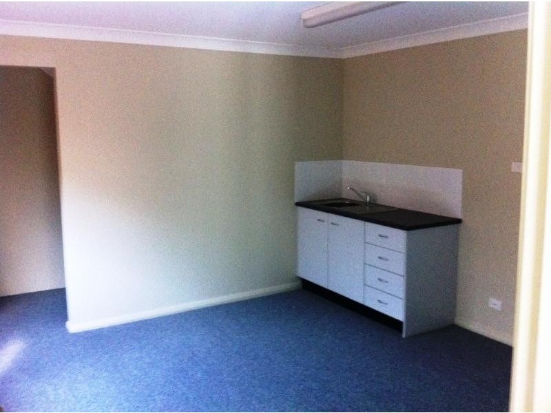 3 Pendlebury Rd, Cardiff NSW 2285