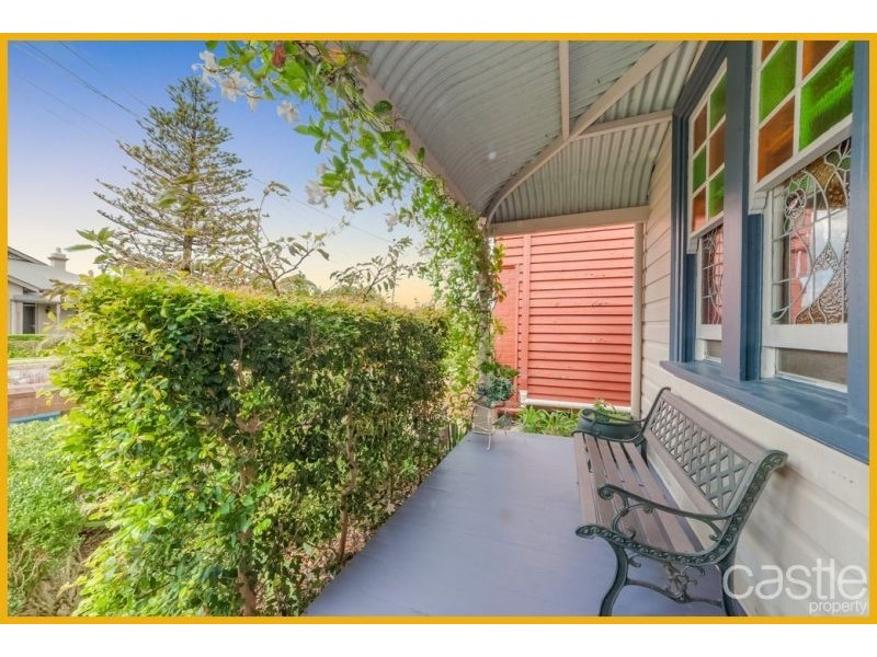 146 Lawson St, Hamilton NSW 2303