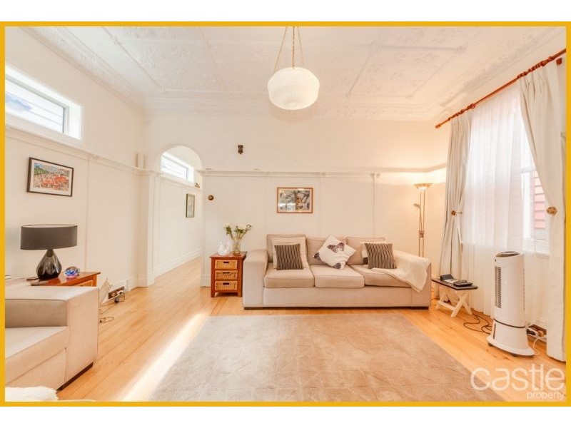 146 Lawson St, Hamilton NSW 2303