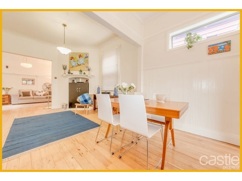 146 Lawson St, Hamilton NSW 2303