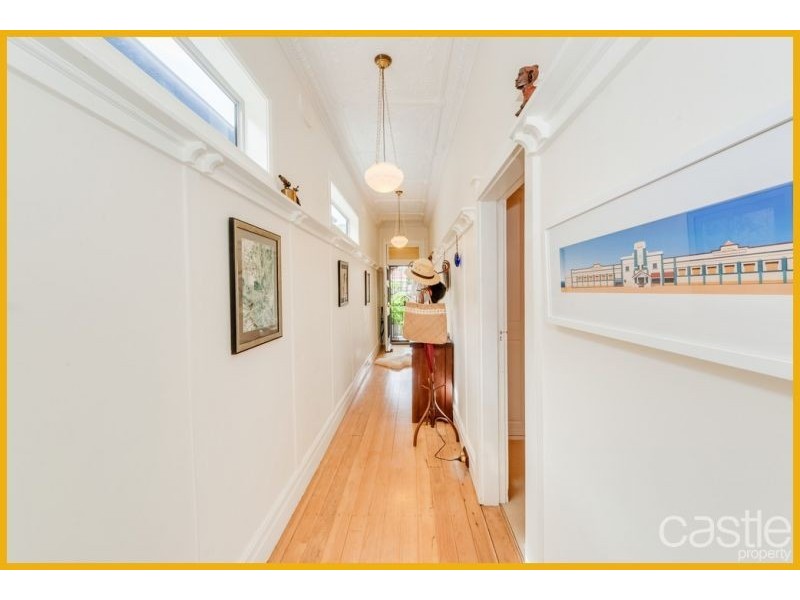 146 Lawson St, Hamilton NSW 2303