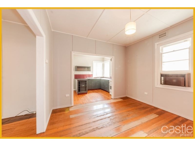 9 AVONDALE RD, New Lambton NSW 2305