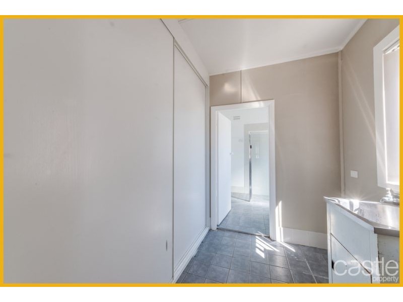 9 AVONDALE RD, New Lambton NSW 2305