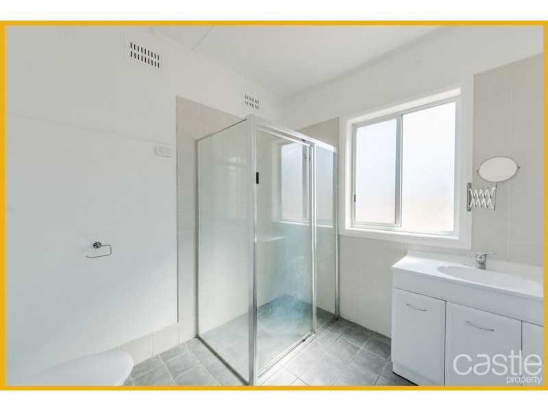 9 AVONDALE RD, New Lambton NSW 2305