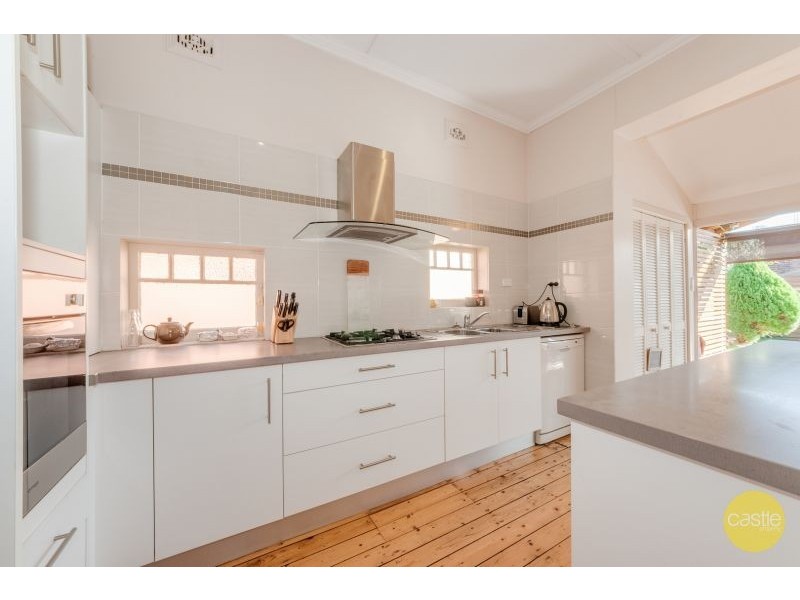 38 Skelton St, Hamilton East NSW 2303