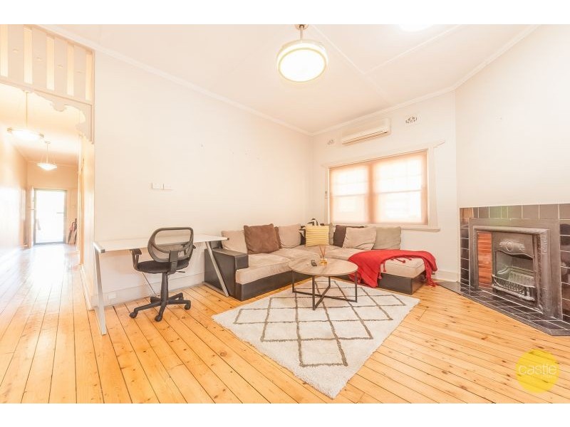 38 Skelton St, Hamilton East NSW 2303