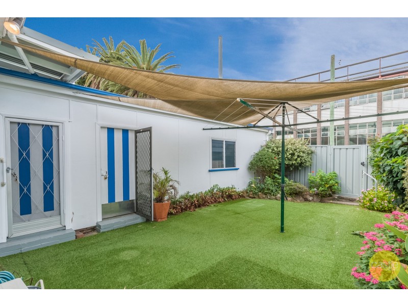 9 Bridge Street, Hamilton NSW 2303