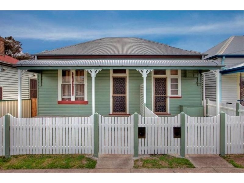 34B Havelock Street, Mayfield NSW 2304