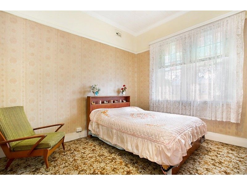 3 HOLT ST, Mayfield East NSW 2304