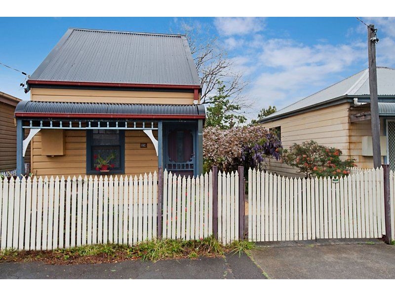 24 PHOEBE ST, Islington NSW 2296