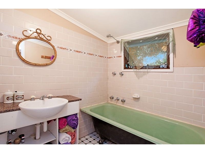 24 PHOEBE ST, Islington NSW 2296