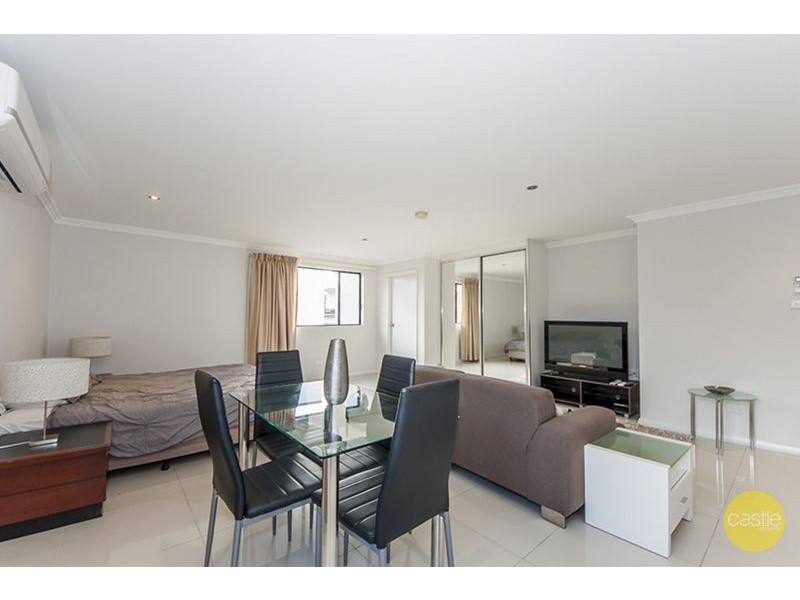 8/69 Crescent Road, Waratah NSW 2298