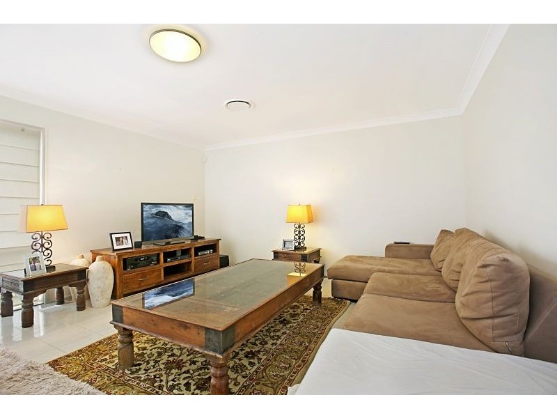 54 Northlakes Drive, Cameron Park NSW 2285