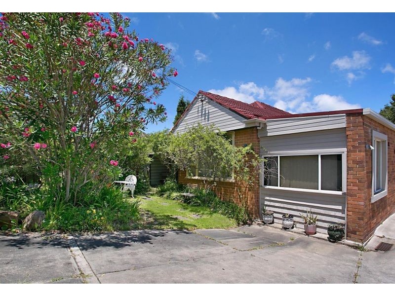 69 Dudley Rd, Charlestown NSW 2290