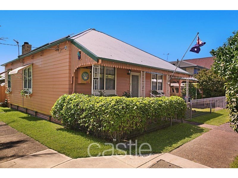 121 Broadmeadow Rd, Broadmeadow NSW 2292