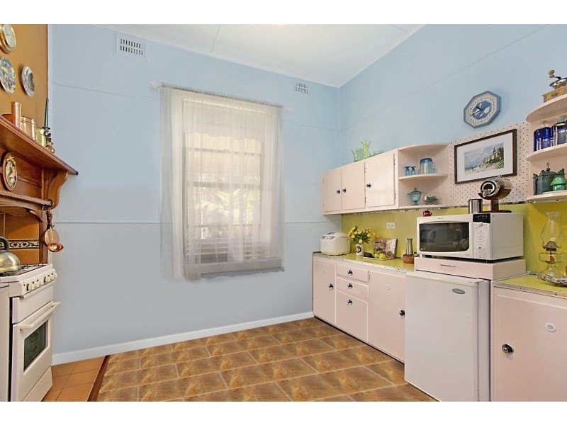 121 Broadmeadow rd, Broadmeadow NSW 2292