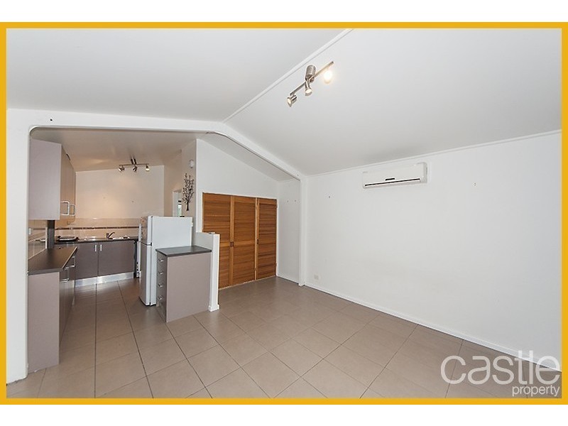 2/105 Wilson St, Carrington NSW 2294