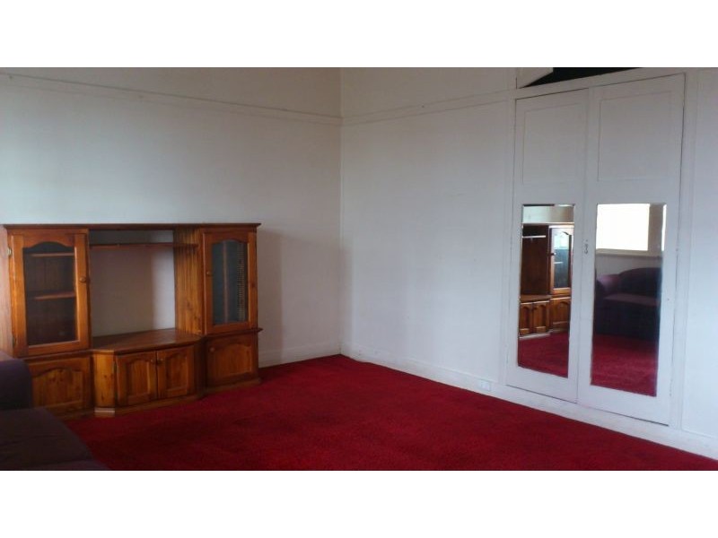 84 Beaumont St, Hamilton NSW 2303