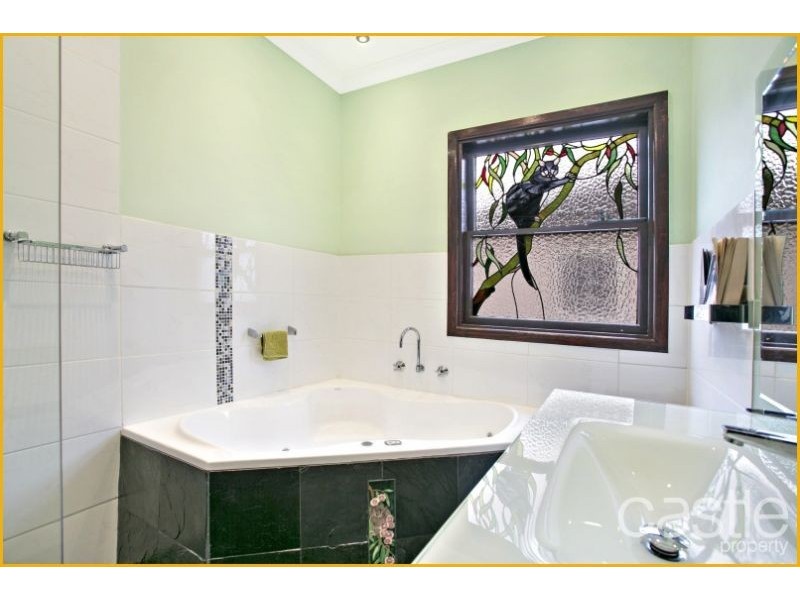 21 Norman St, Waratah West NSW 2298