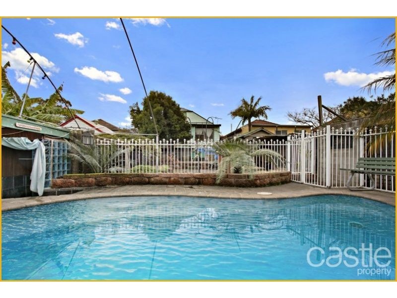 21 Norman St, Waratah West NSW 2298