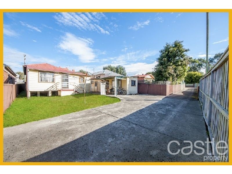 158 Crebert st, Mayfield NSW 2304