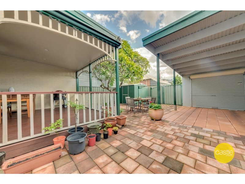12 Samdon St, Hamilton NSW 2303