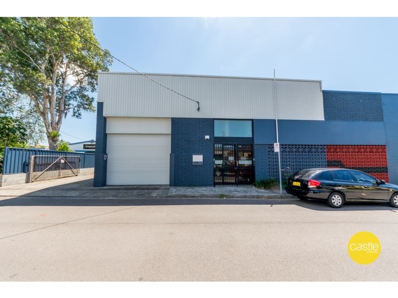 17 Bishopsgate St, Wickham NSW 2293