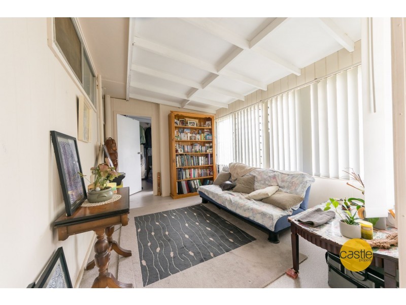 36 De Guerry Avenue, Rankin Park NSW 2287