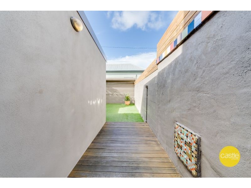 17 James St, Hamilton NSW 2303