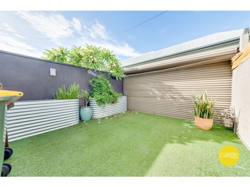 17 James St, Hamilton NSW 2303