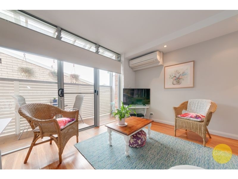 1/92a Young St, Carrington NSW 2294