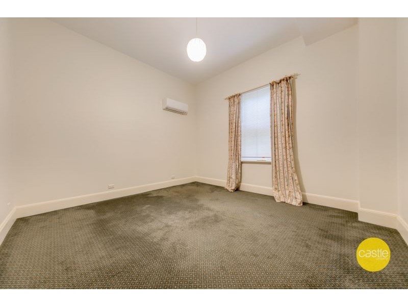 15 High St, The Hill NSW 2300